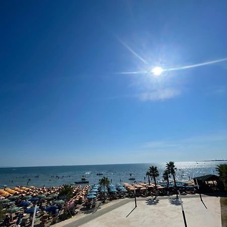 Beautiful Sea View Apartment Durrës Exteriör bild